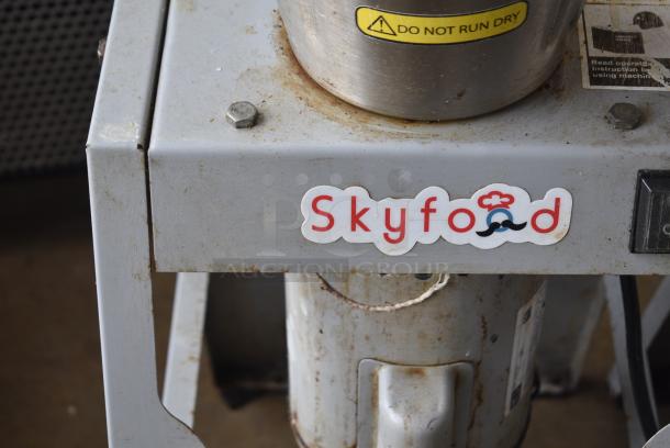 Skyfood Stainless Steel Commercial Tilting Blender. 110 Volts, 1 Phase. Tested and Powers On But Parts Do Not Move - Image 2 of 7