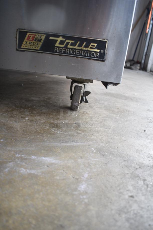 True TSSU-72-30M-B-ST Stainless Steel Commercial Prep Table on Commercial Casters. 115 Volts, 1 Phase. Tested and Working! - Image 3 of 10