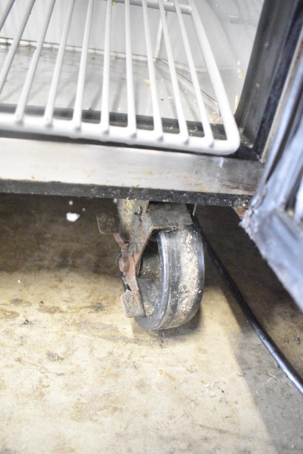 True TWT-60 Stainless Steel Commercial 2 Door Work Top Cooler on Commercial Casters. 115 Volts, 1 Phase. Tested and Working! - Image 7 of 9