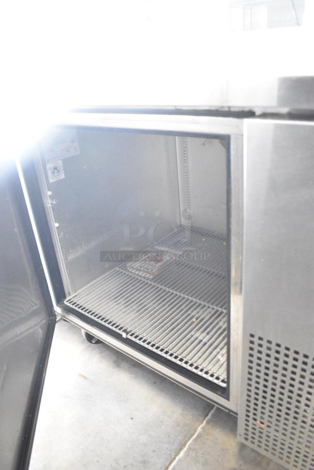 True TWT-44F Stainless Steel Commercial Single Door Work Top Freezer on Commercial Casters. 115 Volts, 1 Phase. Tested and Working! - Image 5 of 7