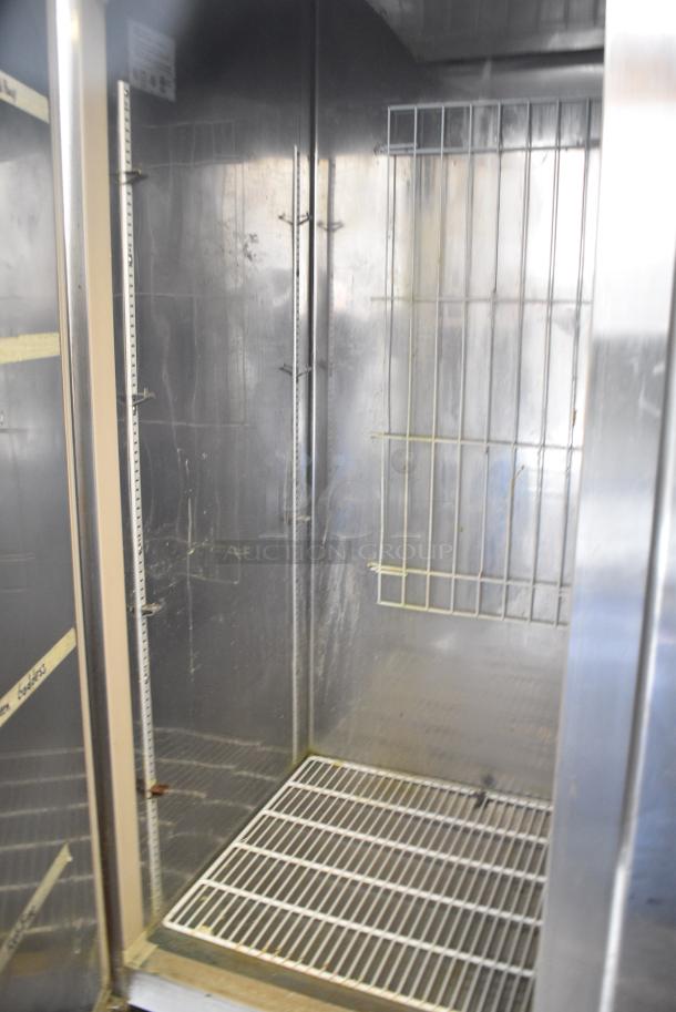Master-Bilt R49-S Stainless Steel Commercial 2 Door Reach In Cooler w/ Poly Coated Racks on Commercial Casters. 115 Volts, 1 Phase. Tested and Powers On But Does Not Get Cold - Image 6 of 7