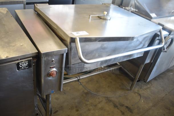 Vulcan VETS-30 Stainless Steel Commercial Electric Powered Floor Style Braising Pan. 480 Volts, 3 Phase. - Image 2 of 9