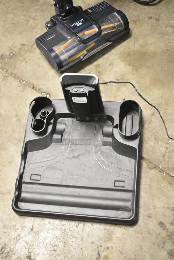 Decohome DGWDV01 Vacuum Cleaner. 100-240 Volts, 1 Phase. Tested and Working! - Image 7 of 8