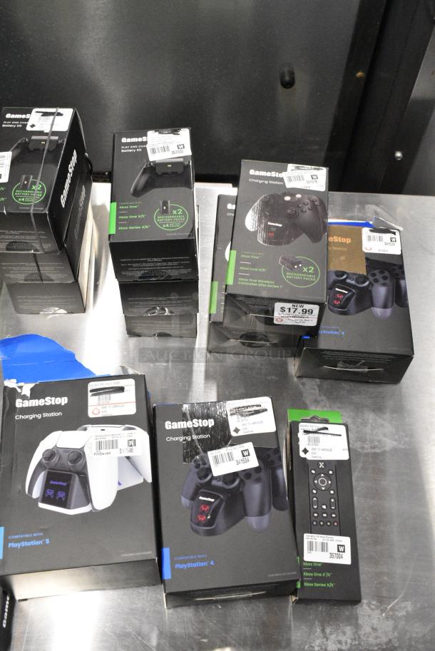 ALL ONE MONEY! Lot of IN ORIGINAL BOX! Items Including Battery Kit, Charging Stations for Controllers, USB Type C - Image 4 of 5