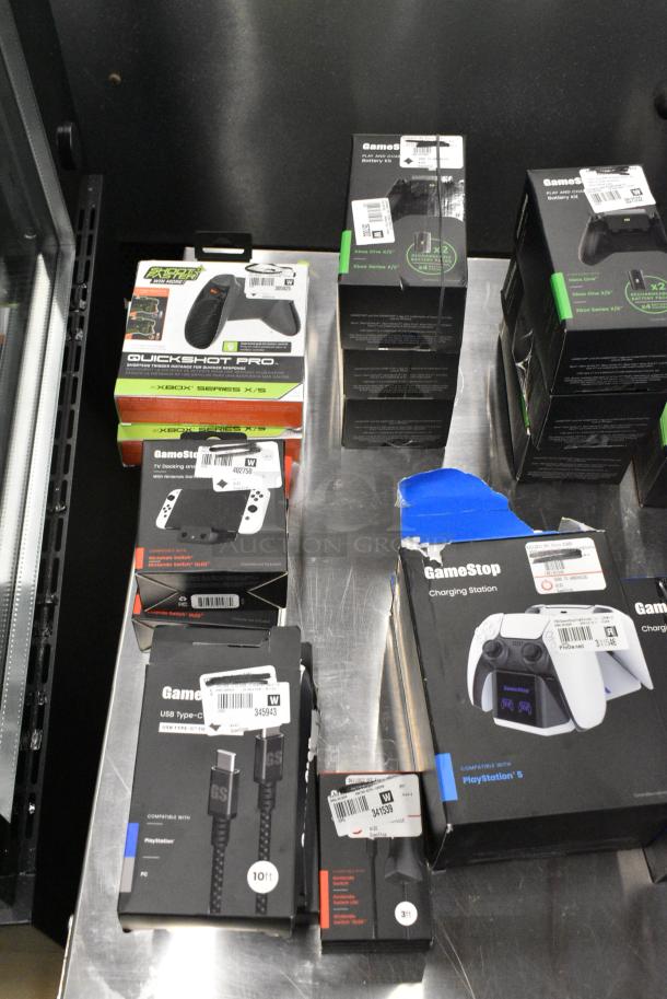 ALL ONE MONEY! Lot of IN ORIGINAL BOX! Items Including Battery Kit, Charging Stations for Controllers, USB Type C - Image 5 of 5