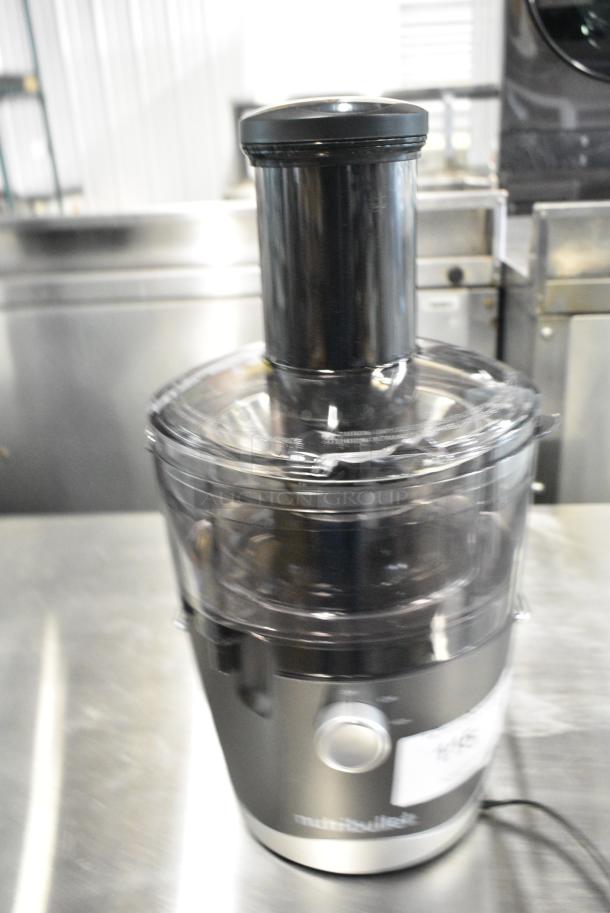 Nutribullet NBJ-100 Juicer. 120 Volts, 1 Phase. Tested and Does Not Power On - Image 3 of 9