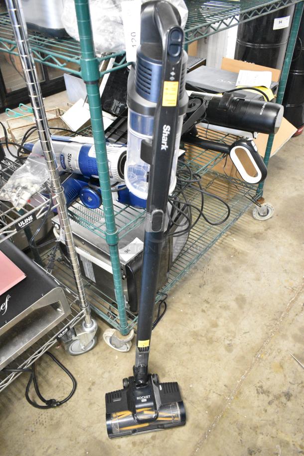 Shark Rocket Pro Vacuum Cleaner. - Image 3 of 6