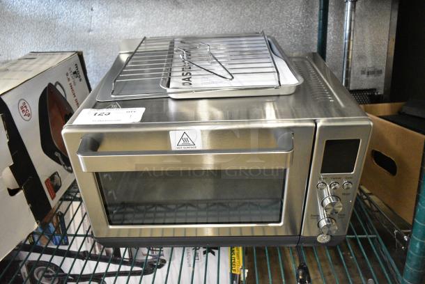 BRAND NEW SCRATCH AND DENT! General Electric GE   G9OCAASSP1SS Electric Powered Countertop Toaster Oven. 120 Volts, 1 Phase. Tested and Working! - Image 1 of 8