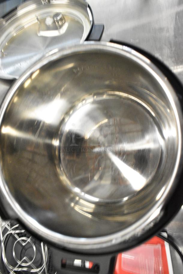Instant Pot Duo 60 v5 Countertop Electric Pressure Cooker. 120 Volts, 1 Phase. - Image 7 of 10
