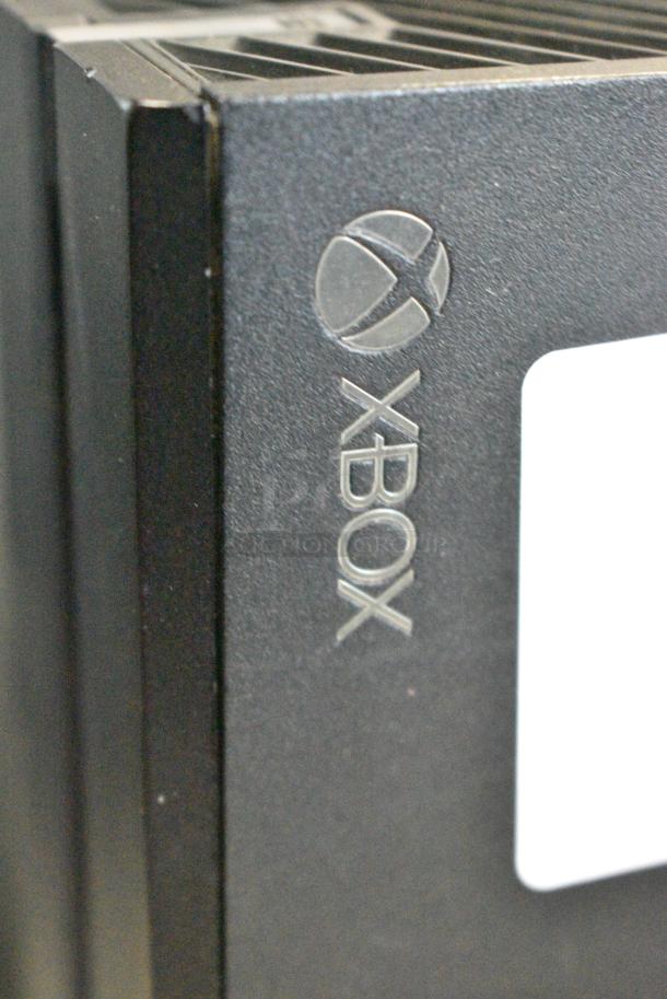 Xbox One w/ 2 Controllers. - Image 3 of 7