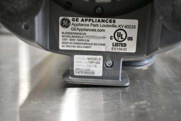 2020 General Electric GE Countertop Blender w/ Pitcher. 120 Volts, 1 Phase. Tested and Working! - Image 7 of 7
