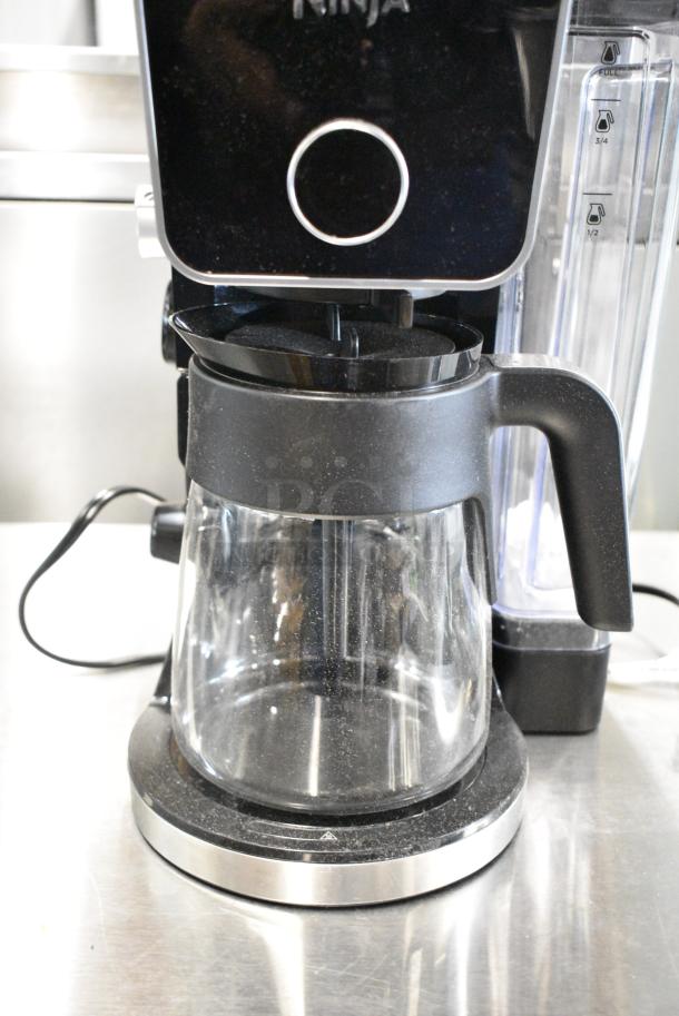 IN ORIGINAL BOX! Ninja CFP301 Coffee Machine w/ Coffee Pot. 120 Volts, 1 Phase. - Image 4 of 9