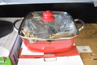 2 IN ORIGINAL BOX! Moss & Stone Square Pans. 2 Times Your Bid!