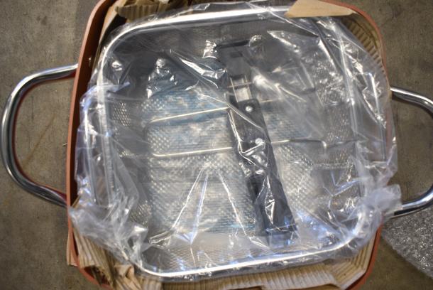 2 IN ORIGINAL BOX! Moss & Stone Square Pans. 2 Times Your Bid! - Image 4 of 6