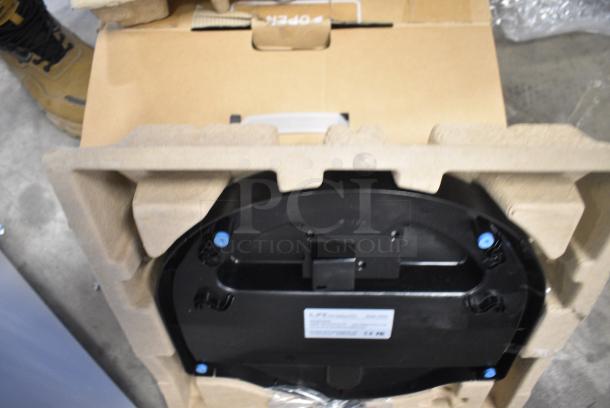IN ORIGINAL BOX! iLife Shinebot Robot Floor Washing Cleaner. - Image 6 of 7