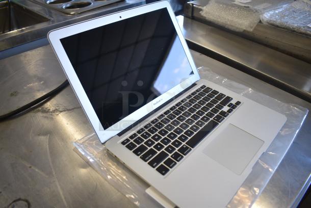 Apple A1466 iMac Laptop - Image 2 of 9