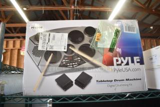 IN ORIGINAL BOX! Pyle PTED06 Tabletop Drum Machine.