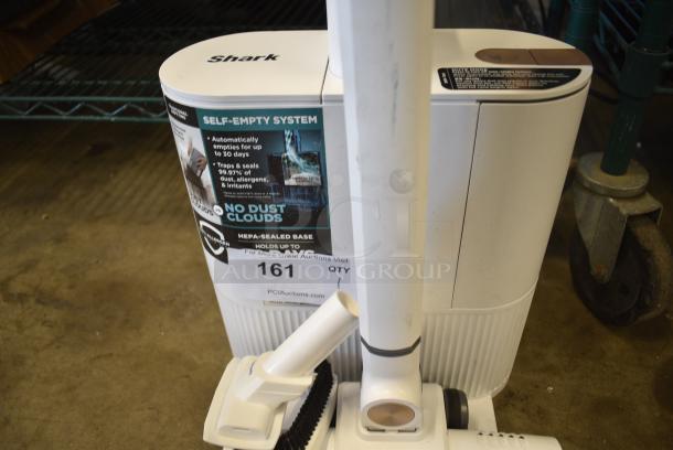 Shark Vacuum Cleaner. - Image 3 of 7