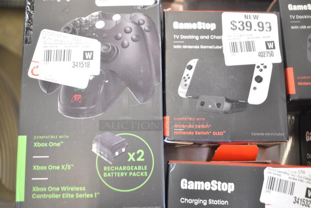 ALL ONE MONEY! Lot of IN ORIGINAL BOX! Items Including Nintendo Switch Docks, VR Protection Kit, Nintendo Switch Controller Grip. - Image 4 of 12