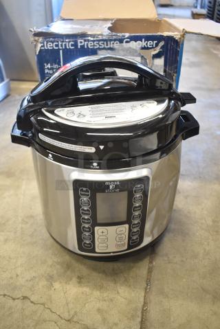 IN ORIGINAL BOX! Moss & Stone EPRC-M6QT Pressure Cooker. 120 Volts, 1 Phase.