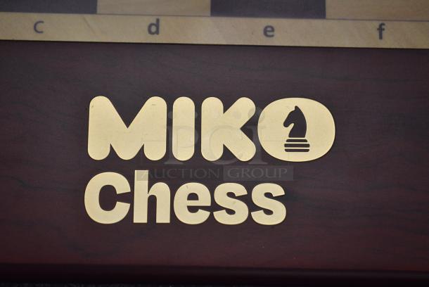 IN ORIGINAL BOX! Miko GKS-INFI Chess Set - Image 3 of 8