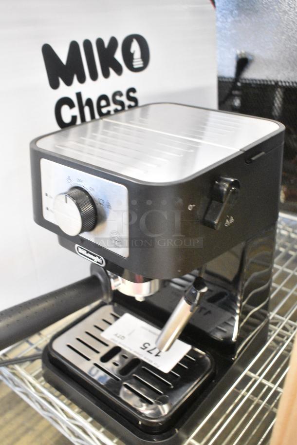 DeLonghi Countertop Espresso Machine w/ Portafilter. 120 Volts, 1 Phase. - Image 3 of 3
