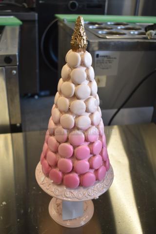 December Diamonds 29-29443 Pink Macaron Sweet Tree Decoration