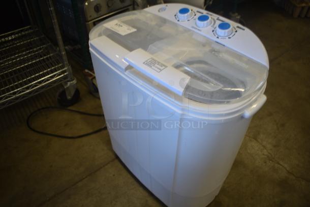 DecoHome DGWSHM02 Washer / Spinner. 110 Volts, 1 Phase. - Image 3 of 9