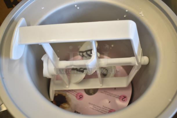 IN ORIGINAL BOX! KitchenAid KICA0BQ2WH Bowl and Paddle for Mixer. - Image 5 of 6