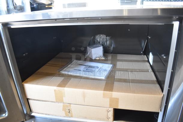BRAND NEW SCRATCH AND DENT! Main Street Equipment CG1-N Single Deck Full Size Natural Gas Convection Oven with Legs - 54,000 BTU - Image 6 of 9