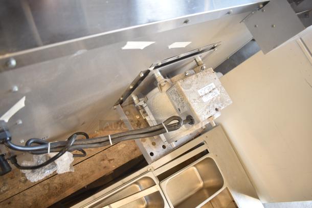 BRAND NEW SCRATCH AND DENT! Main Street Equipment CG1-N Single Deck Full Size Natural Gas Convection Oven with Legs - 54,000 BTU - Image 8 of 9