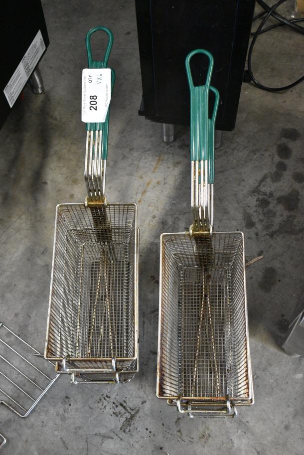 4 Metal Fry Baskets w/ 2 Fryer Inserts. 4 Times Your Bid! - Image 4 of 4