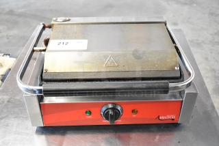 Avantco Stainless Steel Commercial Countertop Panini Press. 120 Volts, 1 Phase. Tested and Working!