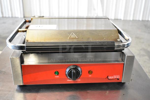 Avantco Stainless Steel Commercial Countertop Panini Press. 120 Volts, 1 Phase. Tested and Working! - Image 4 of 12