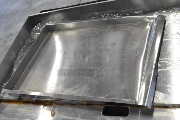 BRAND NEW SCRATCH AND DENT! Cooking Performance Group CPG 351GMCPG36NL Stainless Steel Commercial Countertop Natural Gas Powered Flat Top Griddle. 90,000 BTU. - Image 7 of 8
