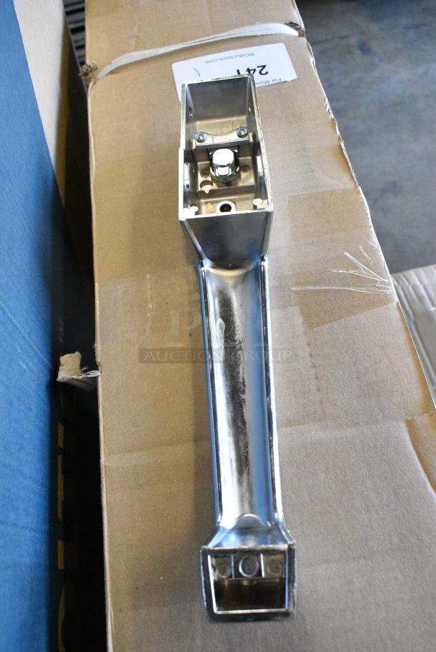 BRAND NEW SCRATCH AND DENT! 117221160 Kason® 11239C00004D 14" Lever Handle with Release and Cylinder Lock - Image 6 of 7