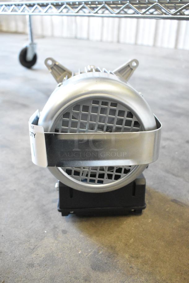 BRAND NEW SCRATCH AND DENT! 2024 Nidec 2712U1567 Motor. 115-120 Volts, 1 Phase. - Image 5 of 6