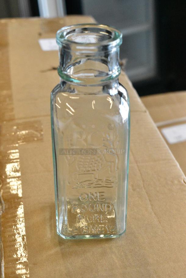 BRAND NEW SCRATCH AND DENT! Box of 12 500gjhm16 12 oz. (16 oz. Honey Weight) Glass Muth Honey Jar - Image 3 of 4