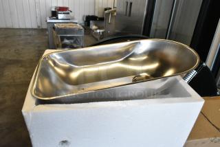 BRAND NEW SCRATCH AND DENT! Metal Tray