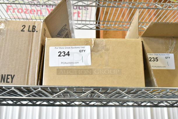 Box of 12 BRAND NEW SCRATCH AND DENT! Pure Honey Bear Jars - Image 2 of 5