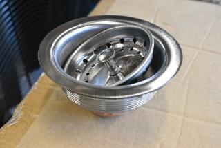 3 BRAND NEW SCRATCH AND DENT! Regency 600DB35 3 1/2" Basket Drain with Strainer - 1 1/2" IPS. 3 Times Your Bid!