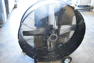 BRAND NEW SCRATCH AND DENT! Boltic VF-42MC 42" Black Powder-Coat 2-Speed Portable Direct-Drive Drum Fan. 120 Volts, 1 Phase. Tested and Working!