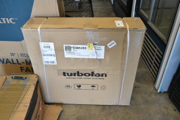 BRAND NEW SCRATCH AND DENT! Moffat USSK32 Turbofan Stainless Steel Stand with Casters for E32 and G32 Series Single Deck Convection Ovens 952USSK32 - Image 1 of 6