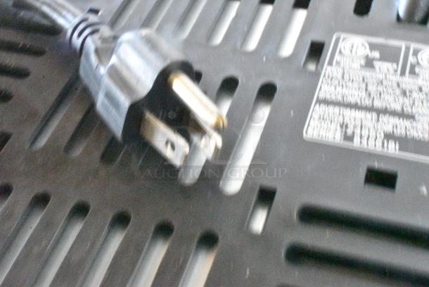Procter Silex 24850 Metal Countertop 4 Slot Toaster. 120 Volts, 1 Phase. - Image 6 of 6