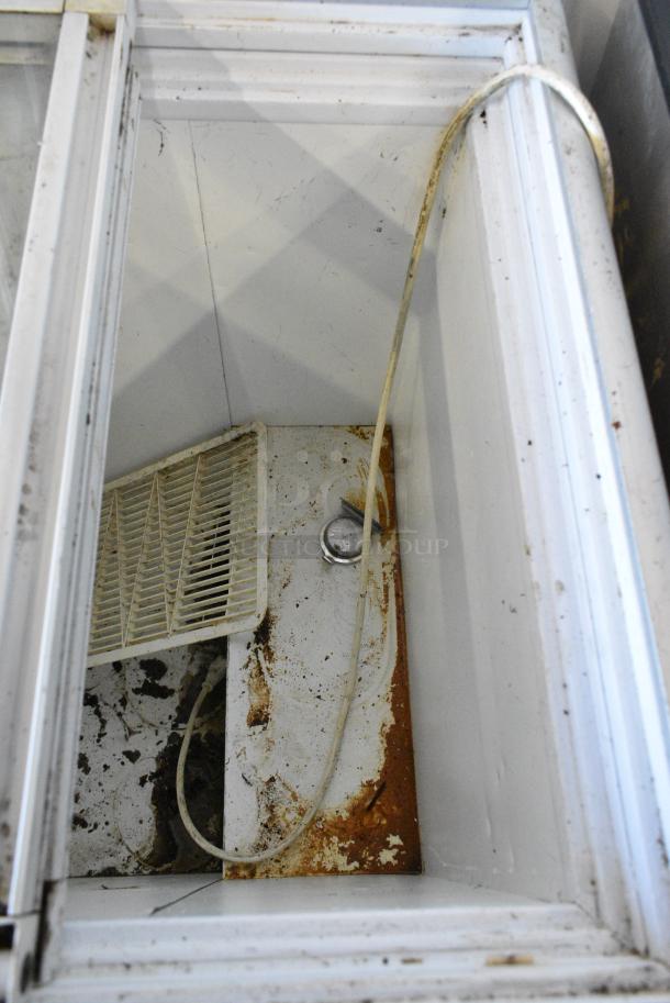 Excellence 04280815 Metal Chest Freezer Merchandiser. 115 Volts, 1 Phase. Tested and Working! - Image 5 of 7