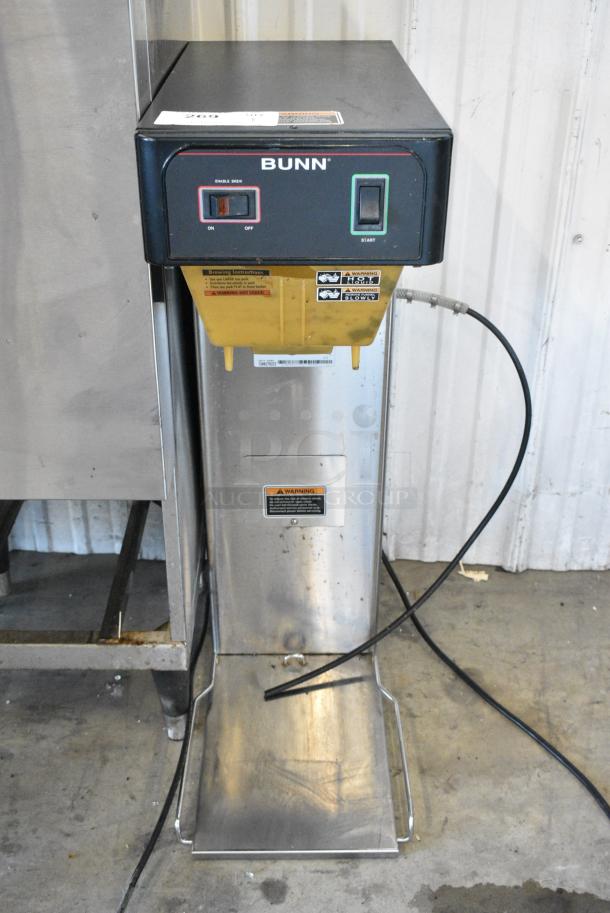 Bunn TB3Q Stainless Steel Commercial Countertop Iced Tea Machine. 120 Volts, 1 Phase. - Image 1 of 6