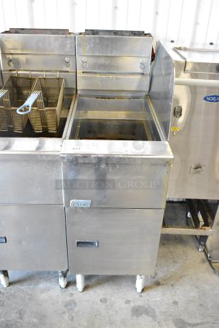 Pitco Frialator SG14 Stainless Steel Commercial Floor Style Natural Gas Powered Deep Fat Fryer. 110,000 BTU.
