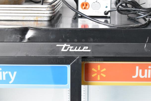 2017 True GDM-41SL-48-HC-LD Metal Commercial 2 Door Reach In Cooler Merchandiser. 115 Volts, 1 Phase. Tested and Working! - Image 2 of 7