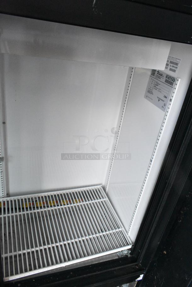 2017 True GDM-41SL-48-HC-LD Metal Commercial 2 Door Reach In Cooler Merchandiser. 115 Volts, 1 Phase. Tested and Working! - Image 5 of 7