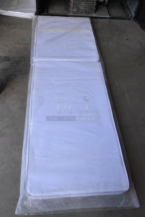2 BRAND NEW! Cushions. 2 Times Your Bid! - Image 2 of 3